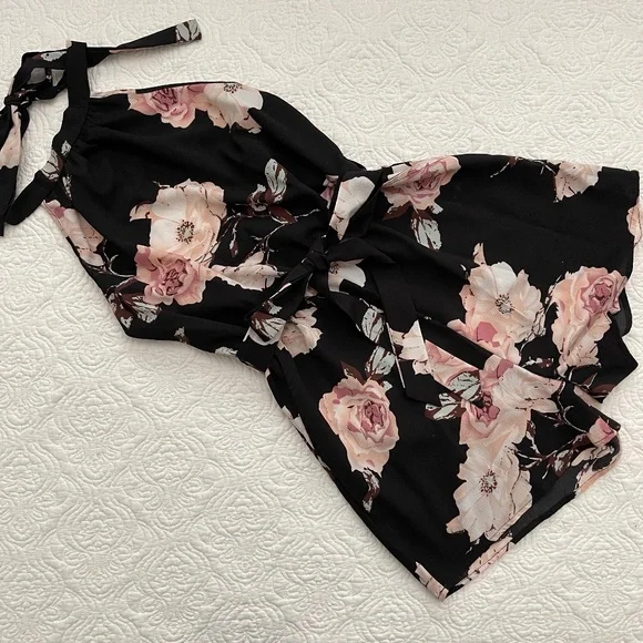 SHEIN Women’s Romper with Halter Top Floral Print Size Small - Picture 4 of 16